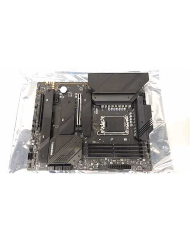 SALE OUT. MSI MAG Z790 TOMAHAWK WIFI | MSI MAG Z790 TOMAHAWK WIFI | Processor family Intel | Processor socket LGA1700 | DDR5 DIMM | Supported hard disk drive interfaces SATA, M.2 | Number of SATA connectors 7 | REFURBISHED | MSI MAG Z790 TOMAHAWK WIFI | P