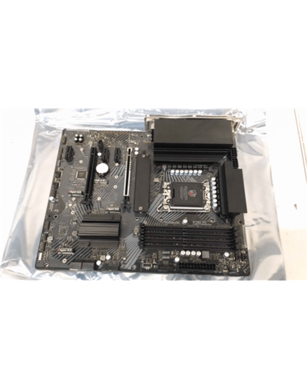 SALE OUT. ASRock INTEL Z790/4DDR4/4SATA3 | ASRock Z790 PG LIGHTNING/D4 | Processor family Intel | Processor socket LGA1700 | DDR4 DIMM | Memory slots 4 | Supported hard disk drive interfaces SATA3, M.2 | Number of SATA connectors 4 | Chipset Z790 | ATX | 